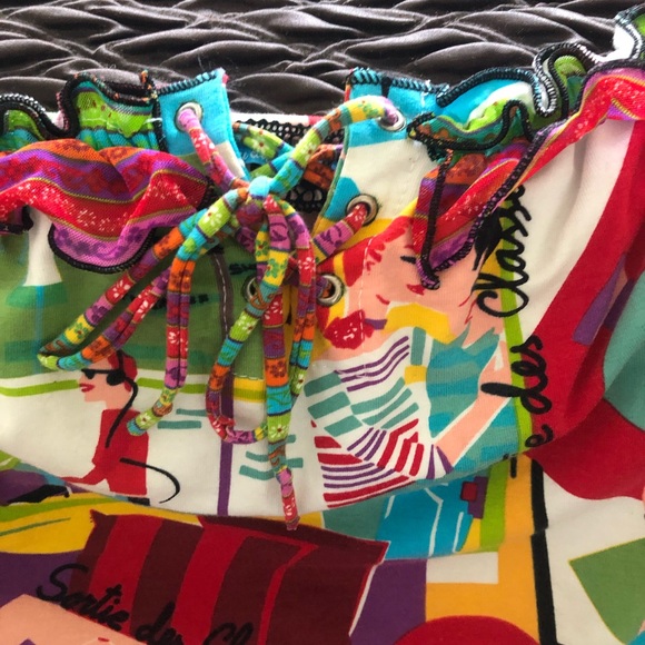 Top - Picture 2 of 4